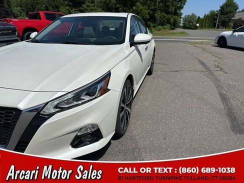 Used 2020 Nissan Altima 2.5 Platinum AWD/4WD image 7