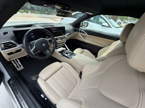 Certified 2024 BMW 430i Convertible w/ M Sport Package RWD image 2
