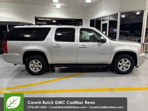 Used 2010 GMC Yukon XL SLT AWD/4WD image 7