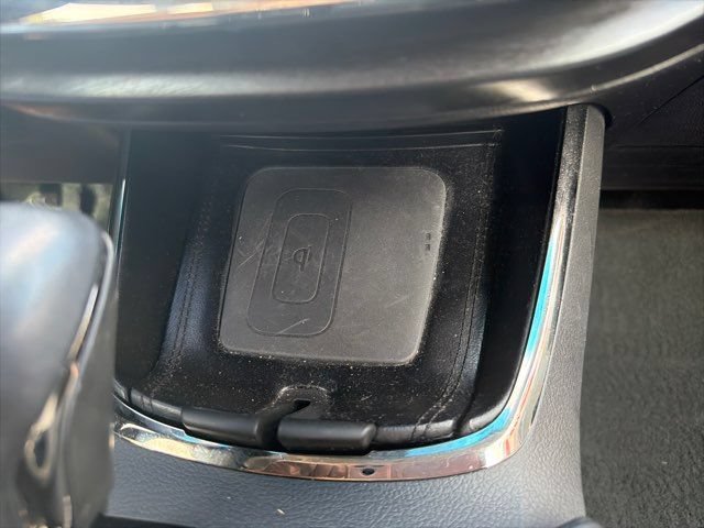Used 2018 Toyota Avalon Limited FWD image 28