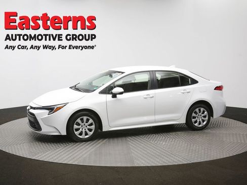 Used 2024 Toyota Corolla LE FWD image 57