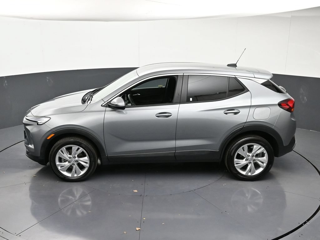 Used 2025 Buick Encore GX Preferred w/ Comfort Package AWD/4WD image 17