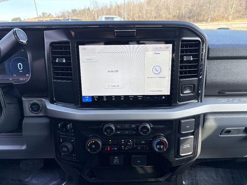 New 2026 Ford F350 XLT w/ XLT Premium Package AWD/4WD image 29