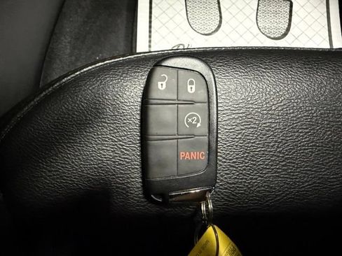 Used 2025 Jeep Compass Limited AWD/4WD image 45