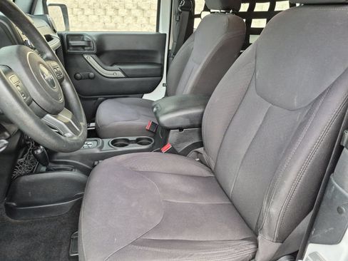 Used 2015 Jeep Wrangler Sport AWD/4WD image 21