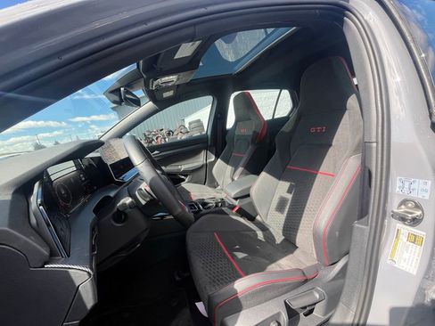 Certified 2025 Volkswagen GTI SE FWD image 11