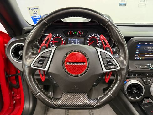 Used 2020 Chevrolet Camaro LT RWD image 15