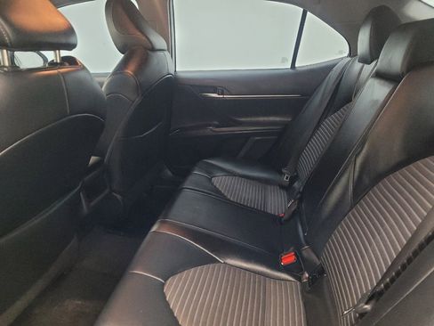 Used 2022 Toyota Camry SE image 18