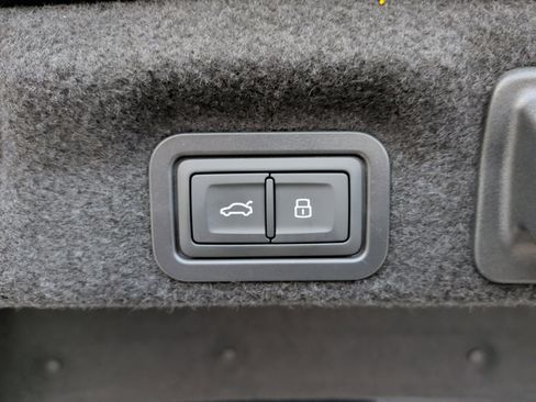 Used 2026 Audi A6 Premium Plus AWD/4WD image 38