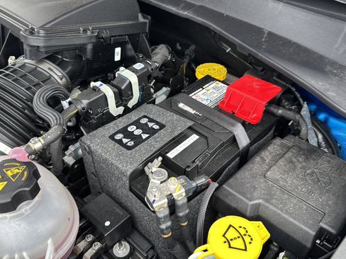 Used 2024 Jeep Compass Trailhawk w/ Trailhawk Elite Group image 32