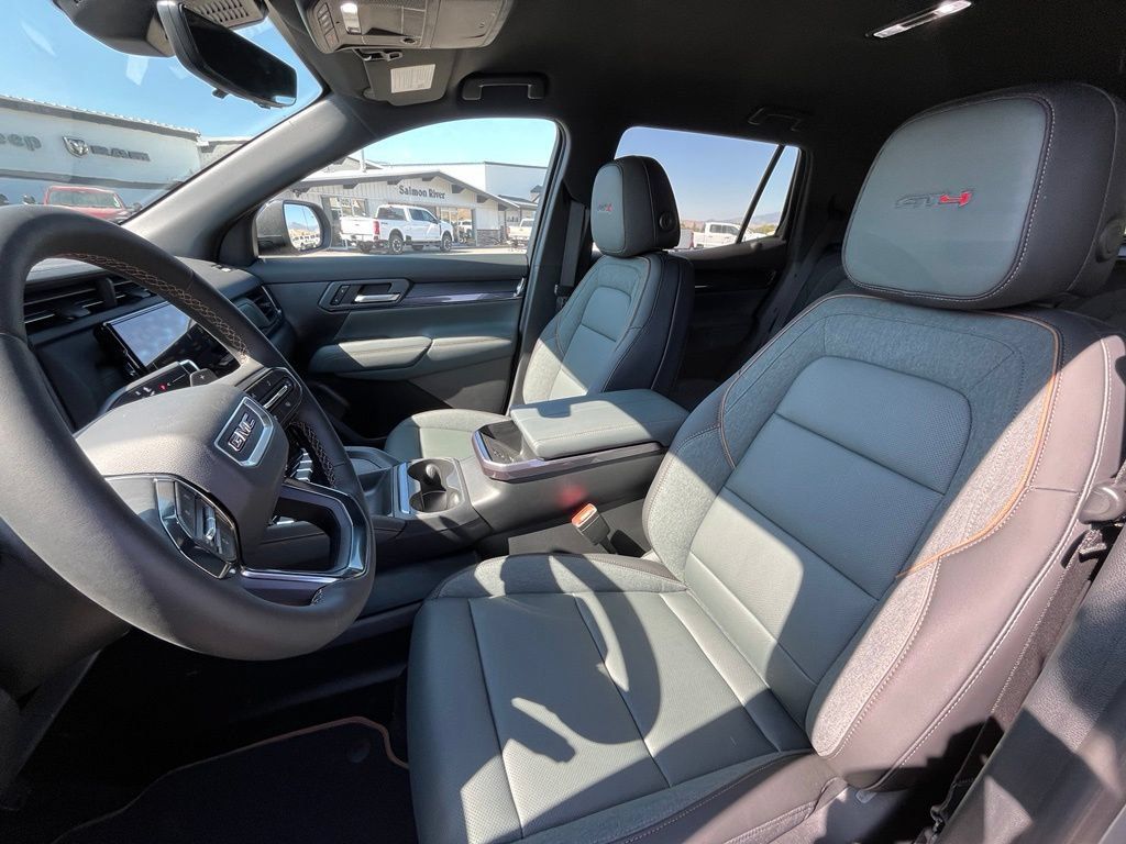 New 2027 GMC Terrain AT4 w/ Convenience Package III AWD/4WD image 9