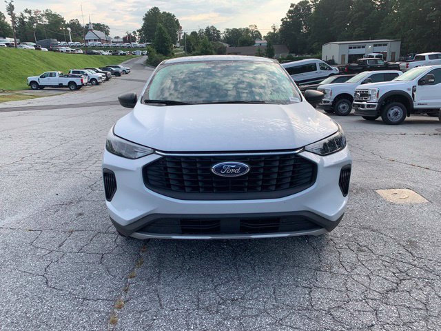 Used 2025 Ford Escape Active AWD/4WD image 3