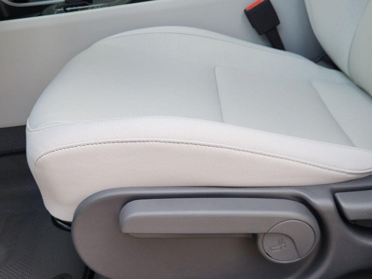 New 2027 Hyundai Kona SEL Sport FWD image 23