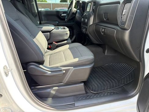 Used 2022 Chevrolet Silverado 1500 Custom AWD/4WD image 13