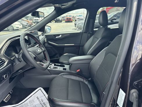 Certified 2023 Ford Escape ST-Line w/ Tech Pack #1 image 25
