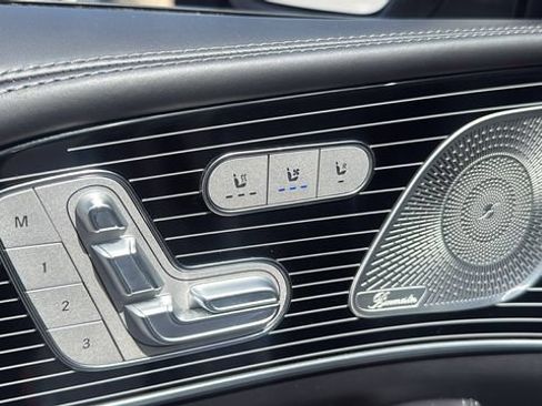Certified 2024 Mercedes-Benz Maybach GLS 600 4MATIC image 31