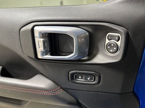 Used 2021 Jeep Gladiator Rubicon image 21