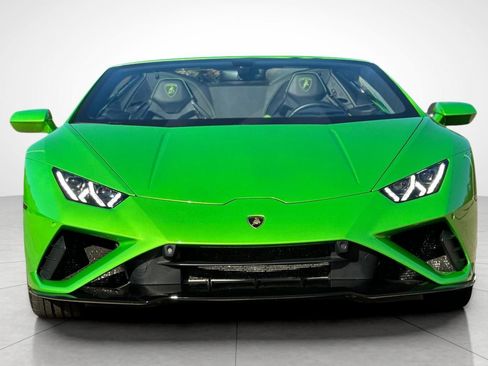 Used 2021 Lamborghini Huracan EVO image 6