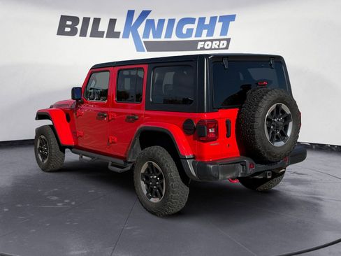 Used 2018 Jeep Wrangler Unlimited Rubicon image 3