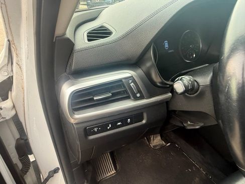 Used 2020 Kia Telluride S AWD/4WD image 9