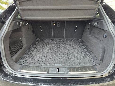 Used 2023 Jaguar F-PACE S image 47