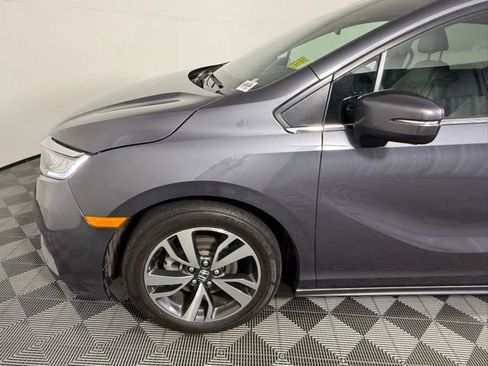 Used 2024 Honda Odyssey Touring image 12