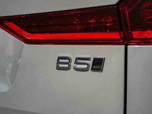 New 2026 Volvo XC60 B5 Ultra w/ Climate Package image 8