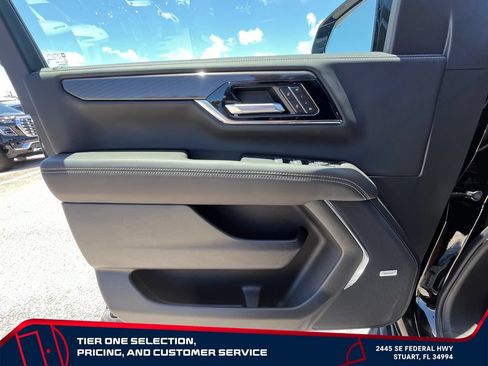 New 2026 GMC Yukon XL Denali w/ Denali Reserve Package AWD/4WD image 25