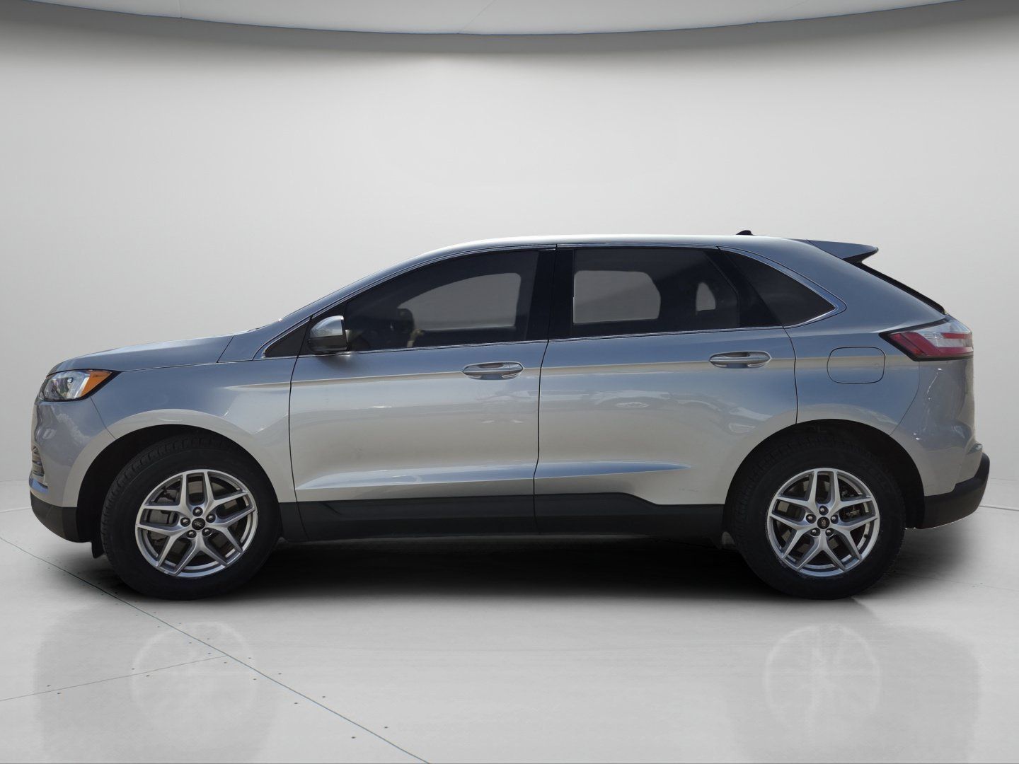 Used 2024 Ford Edge SEL w/ Convenience Package AWD/4WD image 17