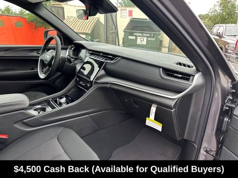 New 2026 Jeep Grand Cherokee Laredo RWD image 36