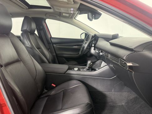 Used 2021 MAZDA MAZDA3 2.5 Turbo Sedan w/Premium Plus image 10