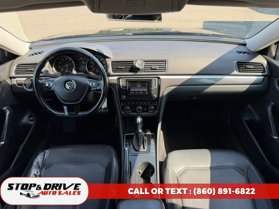 Used 2016 Volkswagen Passat 1.8T R-Line FWD image 10