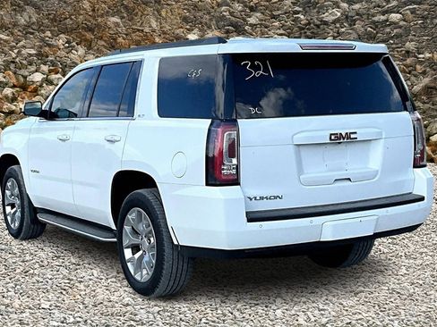 Used 2016 GMC Yukon SLT w/ Open Road Package image 12