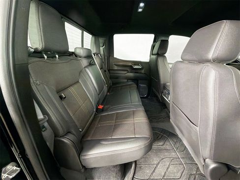 Used 2023 Chevrolet Silverado 1500 High Country w/ Technology Package image 28