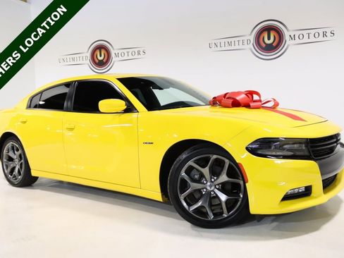 Used 2017 Dodge Charger R/T w/ Beats Audio Group image 1