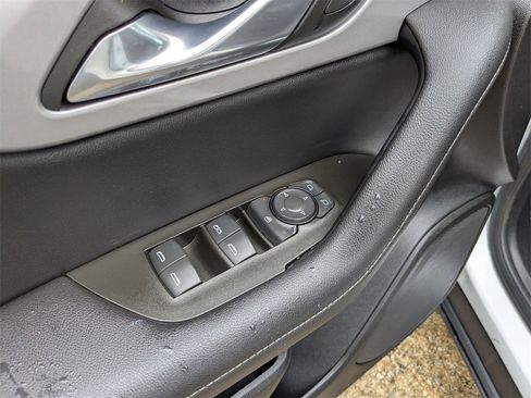 Used 2023 Chevrolet Blazer LT image 14