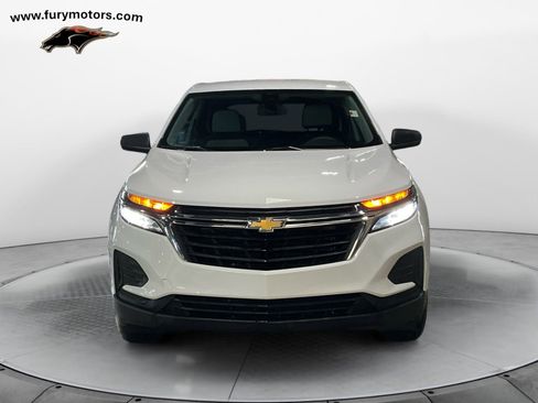 Used 2024 Chevrolet Equinox LS w/ LS Convenience Package image 8