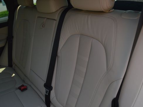 Used 2021 BMW X5 M50i w/ Premium Package AWD/4WD image 31