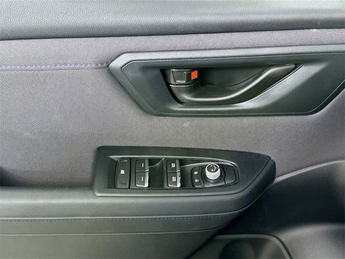 Used 2025 Subaru Forester Premium w/ Convenience Package #2 image 21