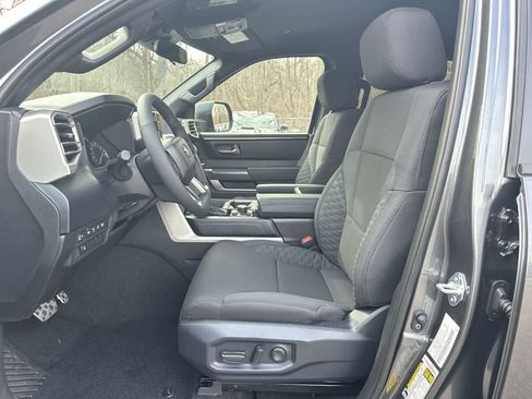 New 2026 Toyota Tundra SR5 AWD/4WD image 36
