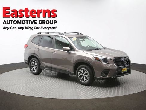 Used 2022 Subaru Forester Premium AWD/4WD image 53