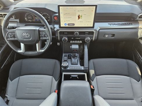 Used 2024 Toyota Tacoma TRD Sport image 20