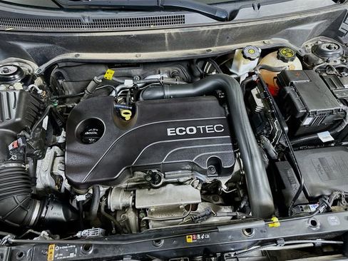 Used 2019 GMC Terrain SLE w/ Driver Convenience Package image 29