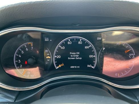 Used 2019 Jeep Grand Cherokee Limited w/ Luxury Group II image 20