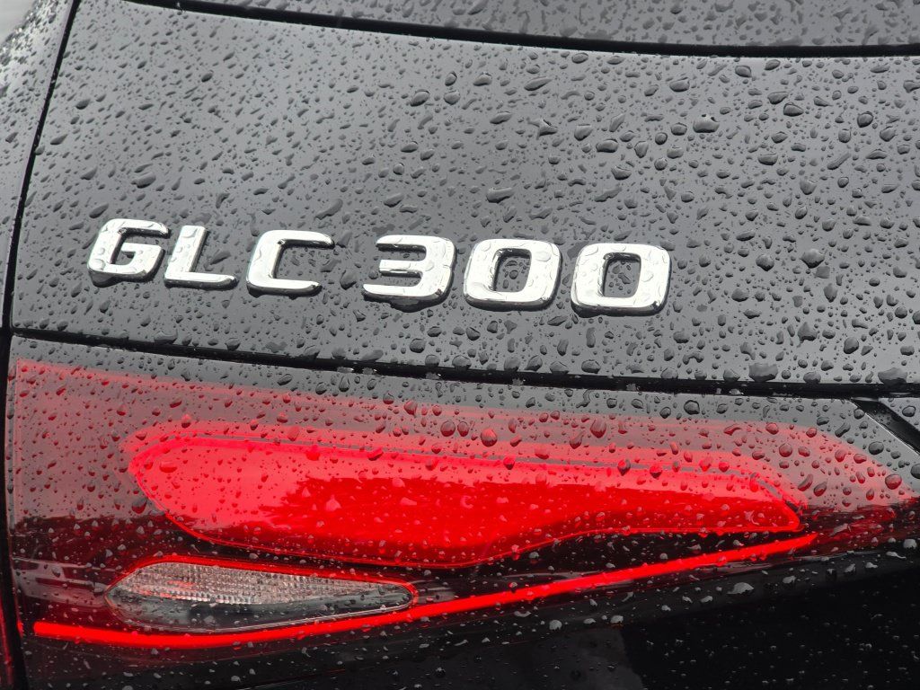New 2026 Mercedes-Benz GLC 300 4MATIC image 29