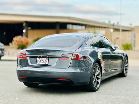 Used 2017 Tesla Model S 75 RWD image 6