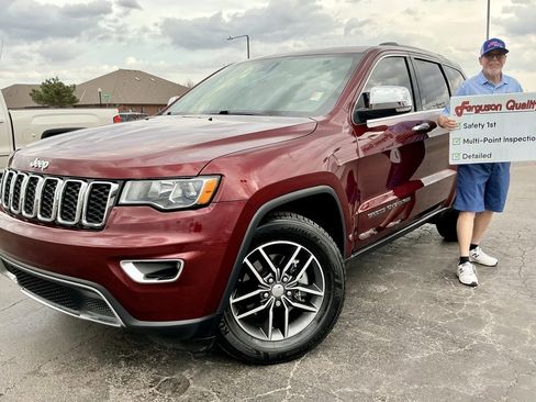 Used 2018 Jeep Grand Cherokee Limited image 1