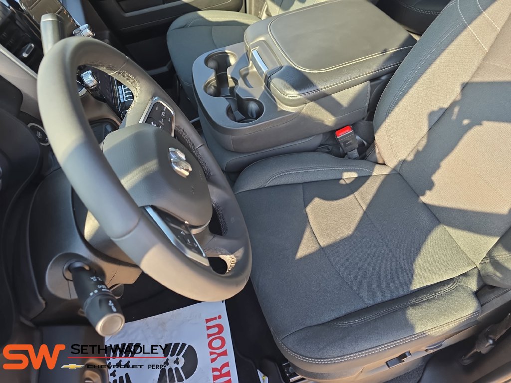 Used 2025 RAM 2500 Big Horn AWD/4WD image 14