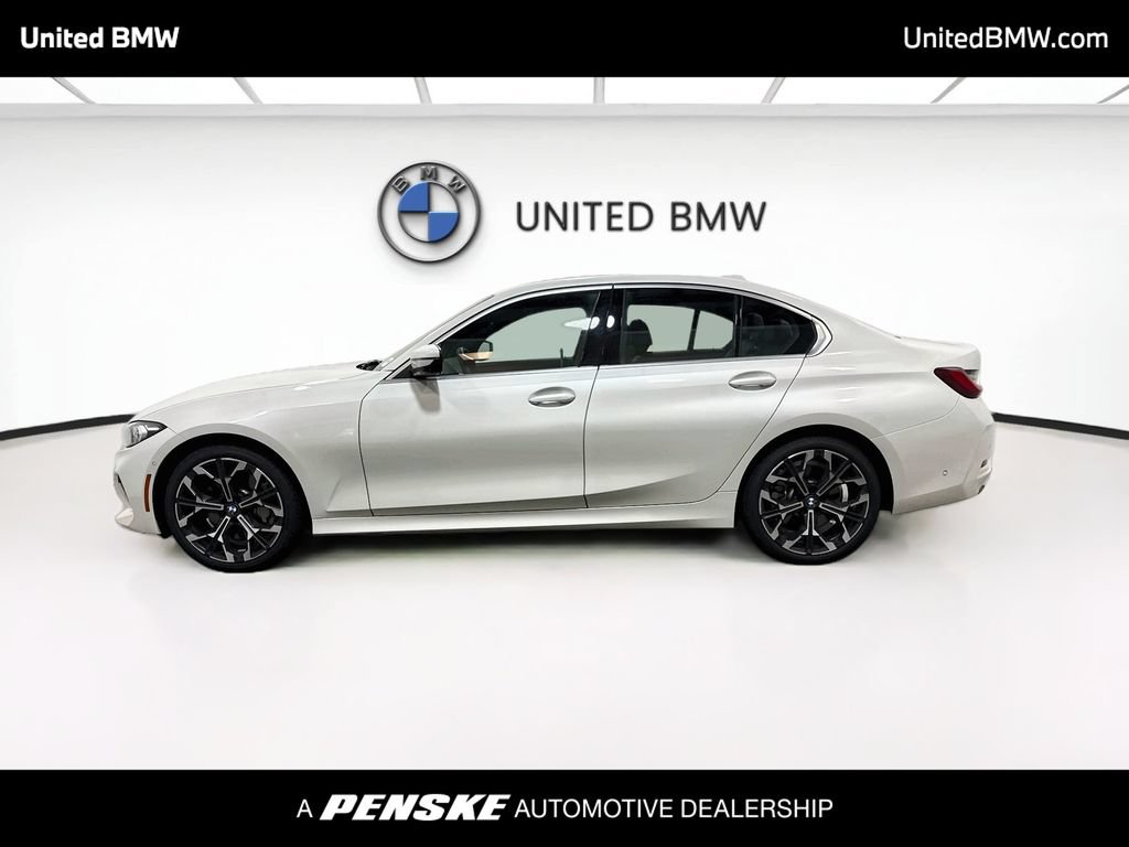 Certified 2025 BMW 330i Sedan RWD image 8