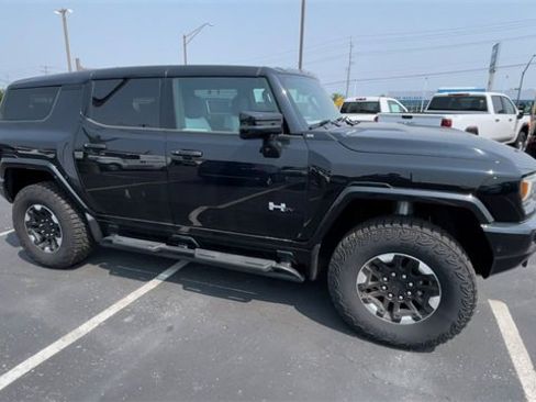 New 2024 GMC Hummer EV 3X w/ Extreme Off-Road Package image 3